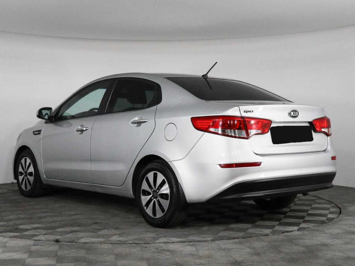 Kia Rio с пробегом — 2016 год. Фото: #6