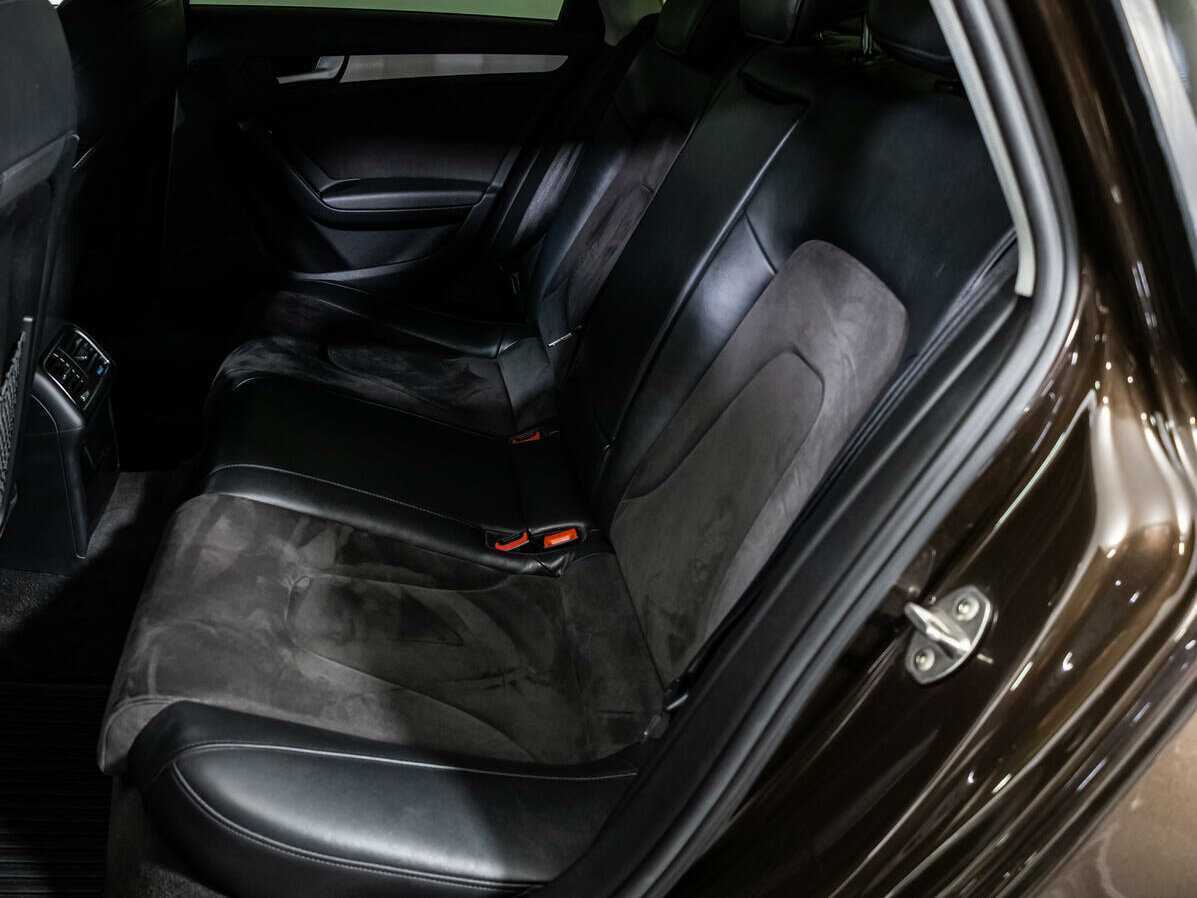 Audi A4 с пробегом — 2012 год. Фото: #7