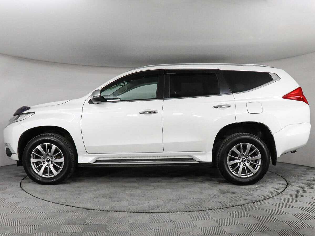 Mitsubishi Pajero Sport с пробегом — 2018 год. Фото: #7