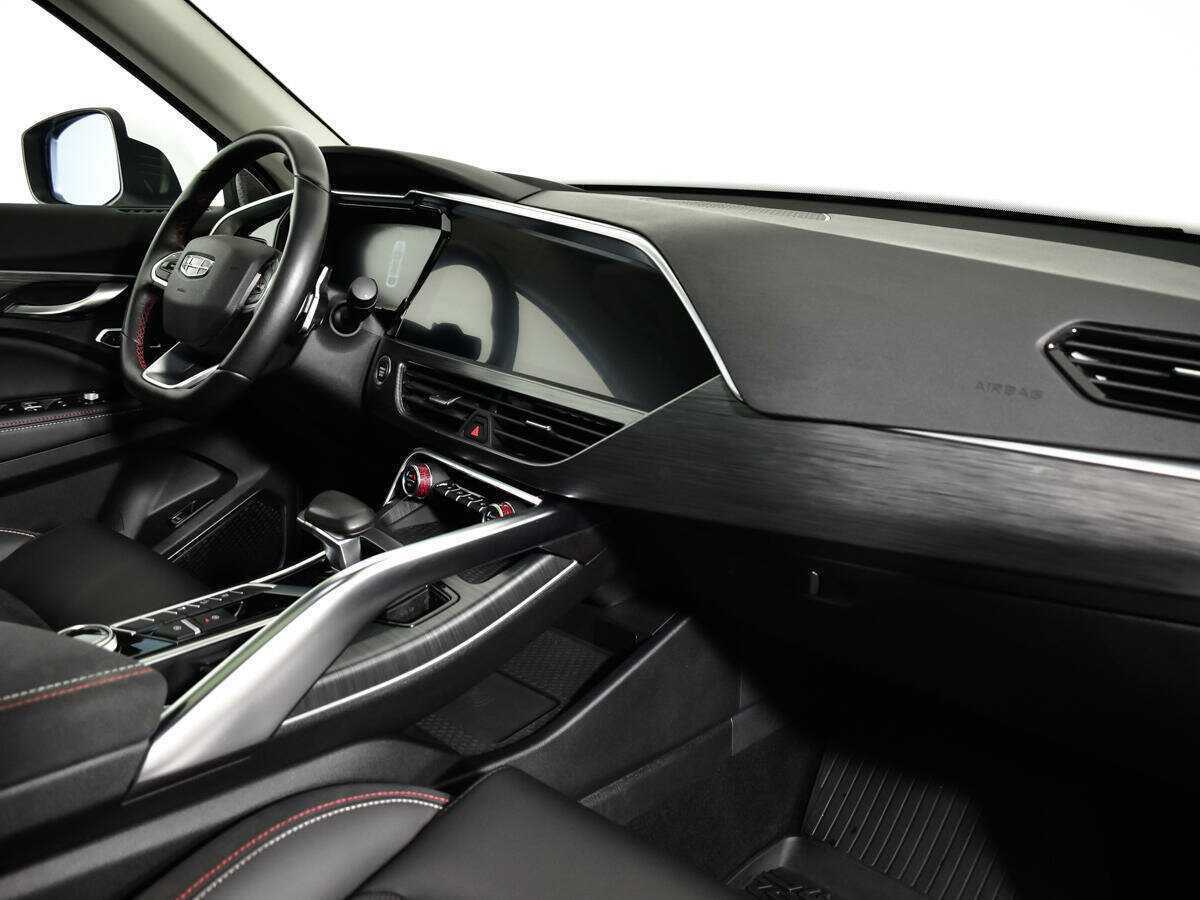 Geely Tugella с пробегом — 2021 год. Фото: #8