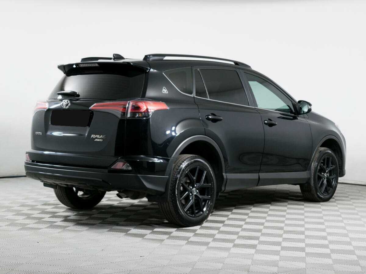 Toyota RAV4 с пробегом — 2019 год. Фото: #4