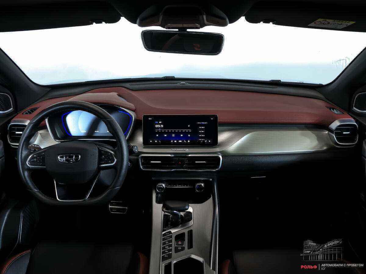 Geely Coolray с пробегом — 2022 год. Фото: #10