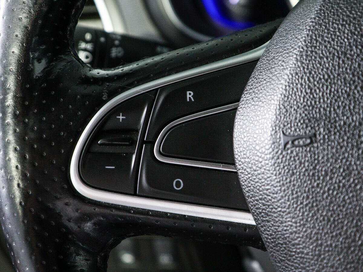 Renault Koleos с пробегом — 2017 год. Фото: #18