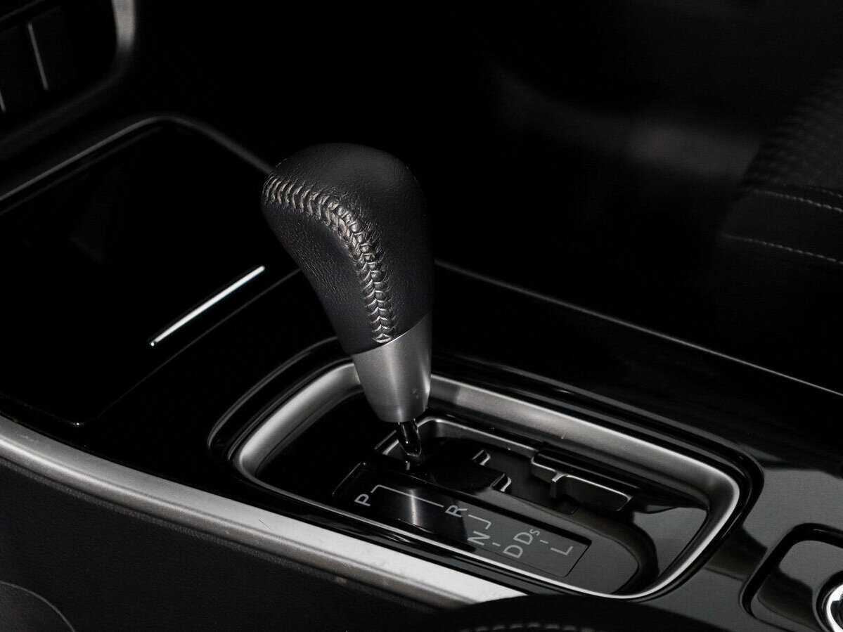 Mitsubishi Outlander с пробегом — 2020 год. Фото: #9