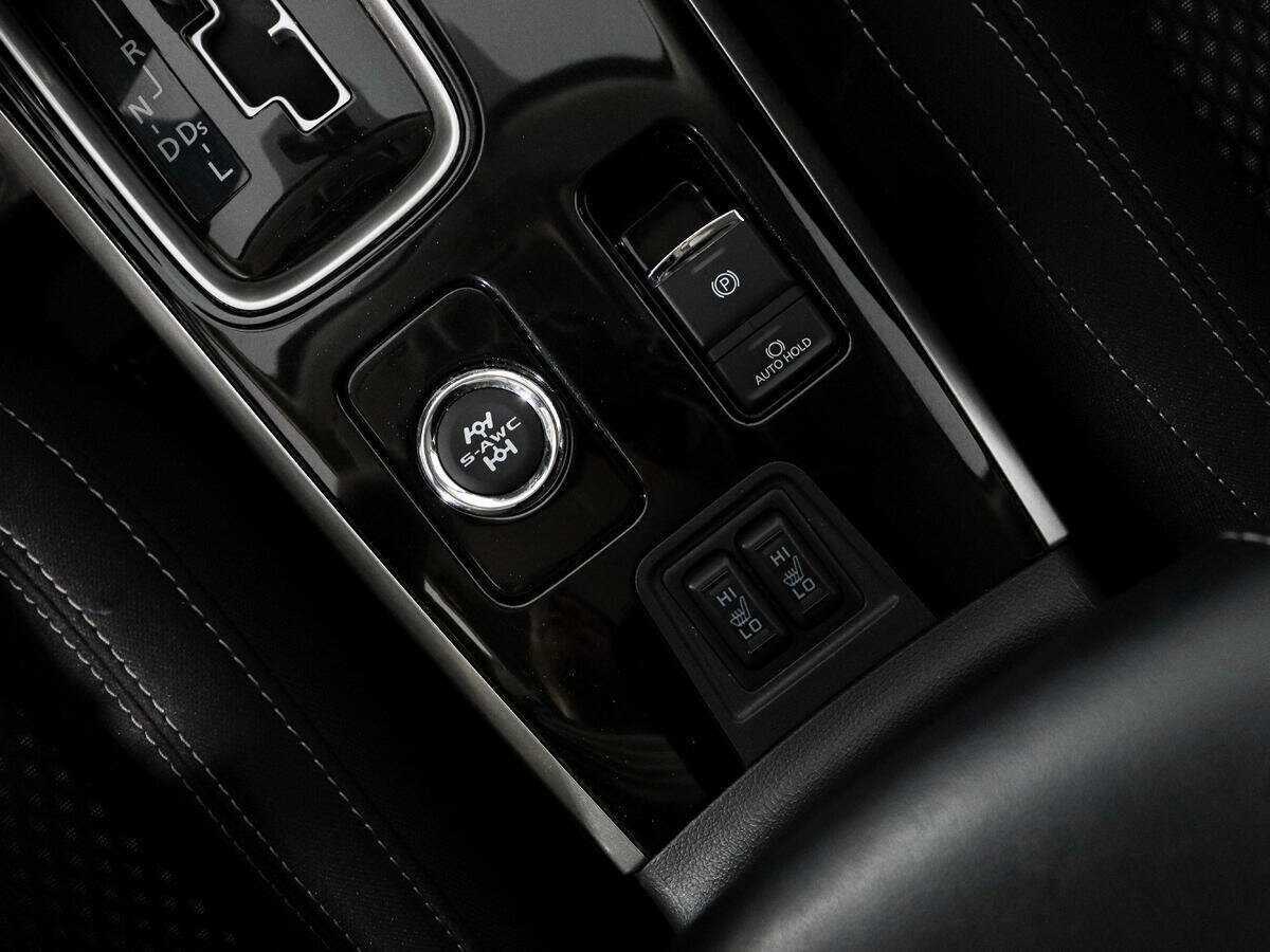 Mitsubishi Outlander с пробегом — 2020 год. Фото: #10