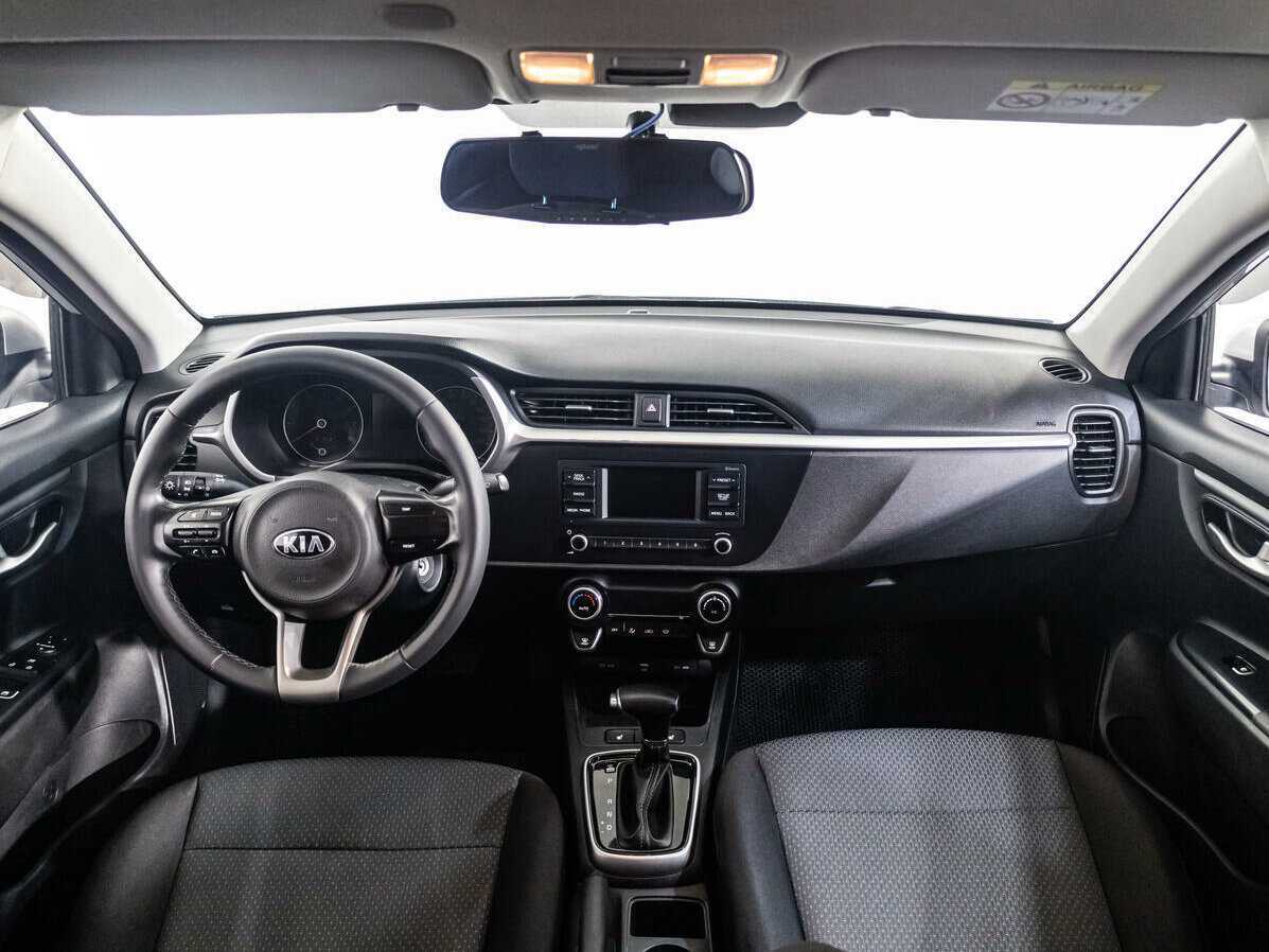 Kia Rio с пробегом — 2020 год. Фото: #11