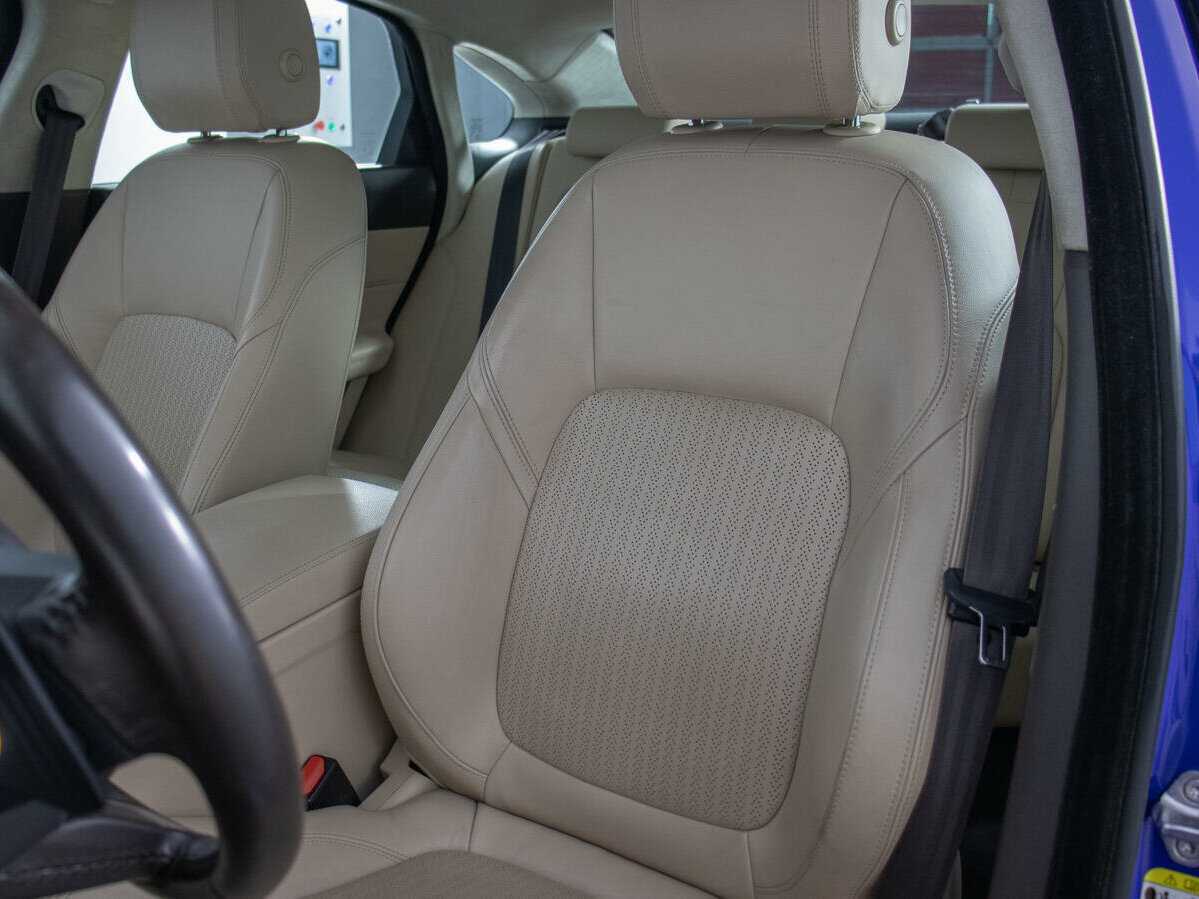 Jaguar XF с пробегом — 2019 год. Фото: #12