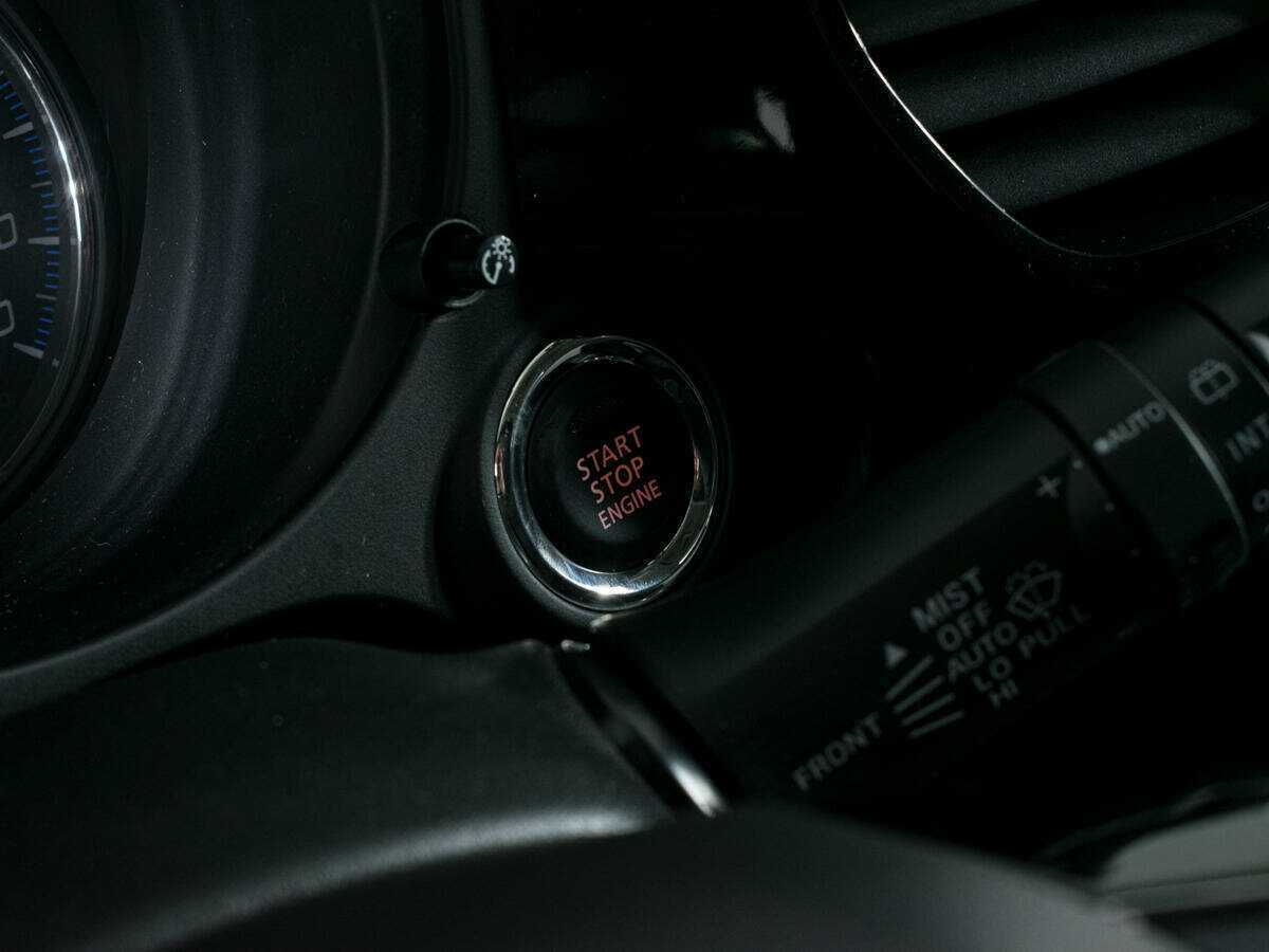 Mitsubishi Outlander с пробегом — 2017 год. Фото: #12