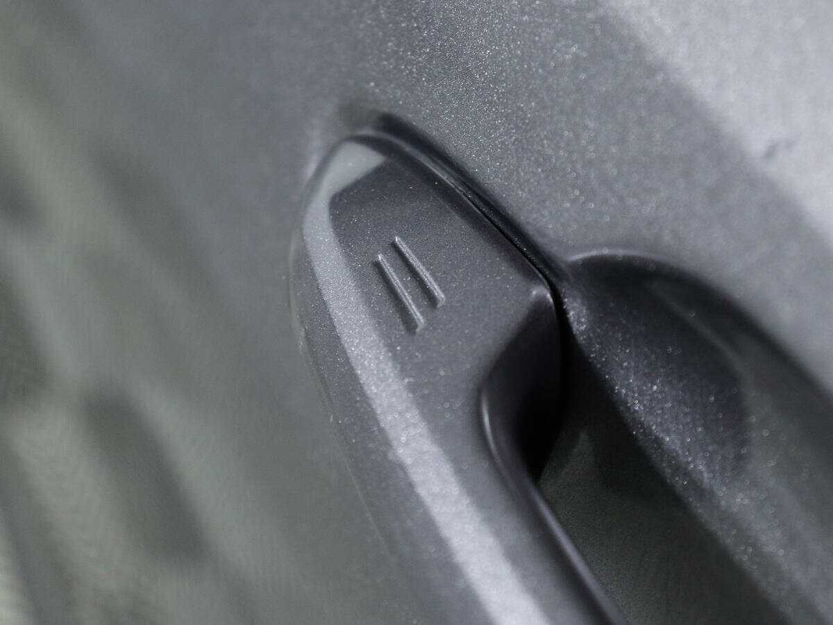 Toyota Highlander с пробегом — 2014 год. Фото: #15