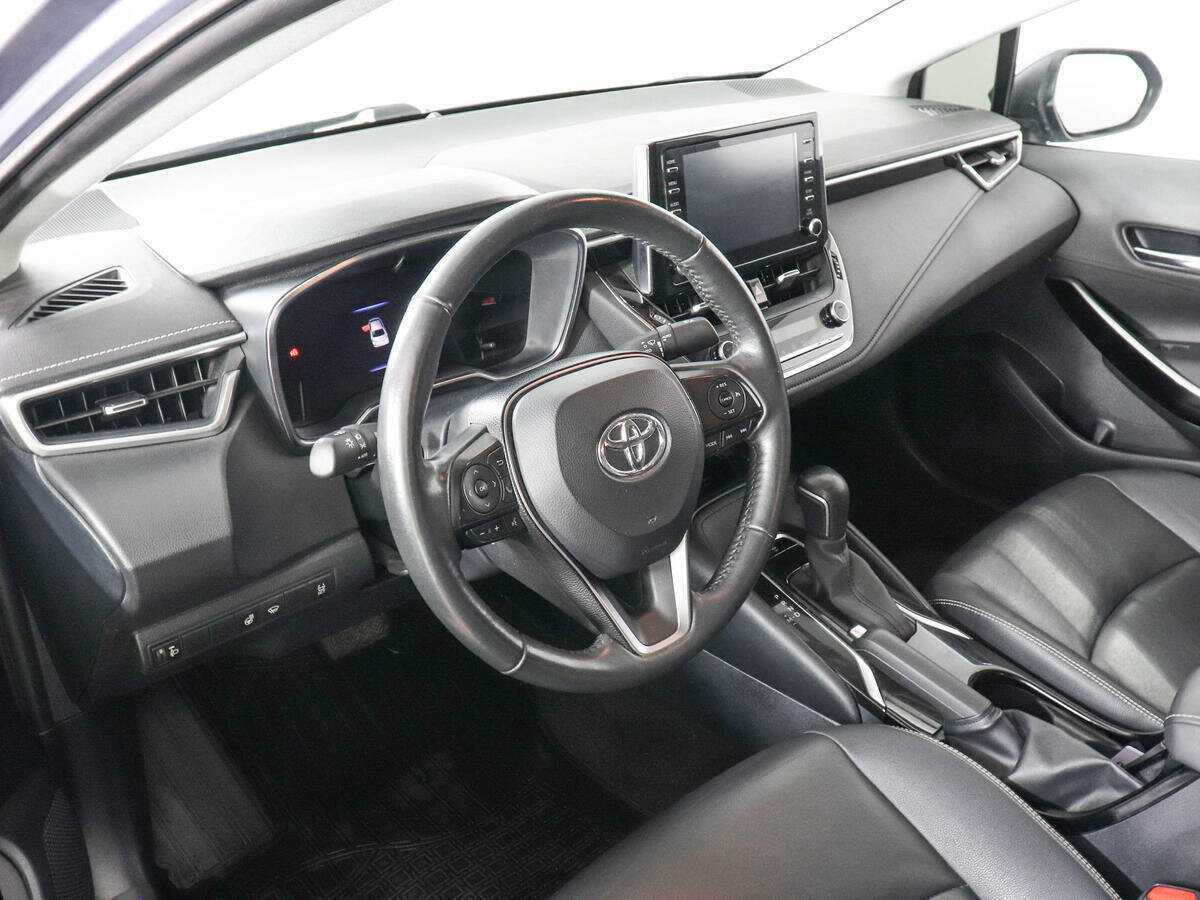 Toyota Corolla с пробегом — 2019 год. Фото: #8