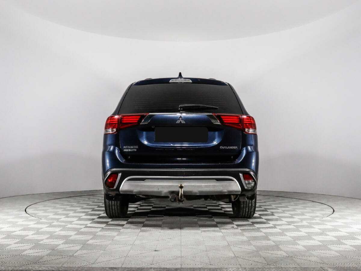 Mitsubishi Outlander с пробегом — 2018 год. Фото: #5