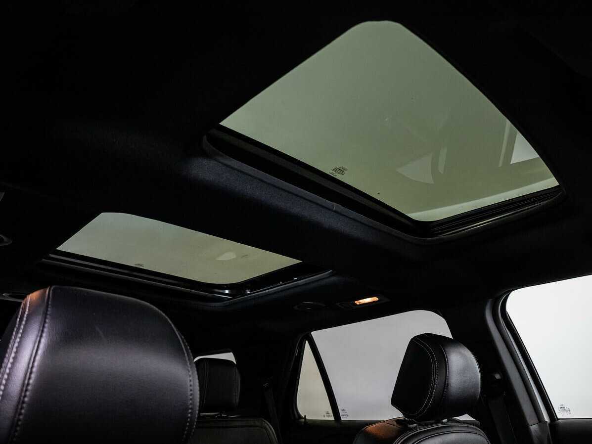 Ford Explorer с пробегом — 2015 год. Фото: #14