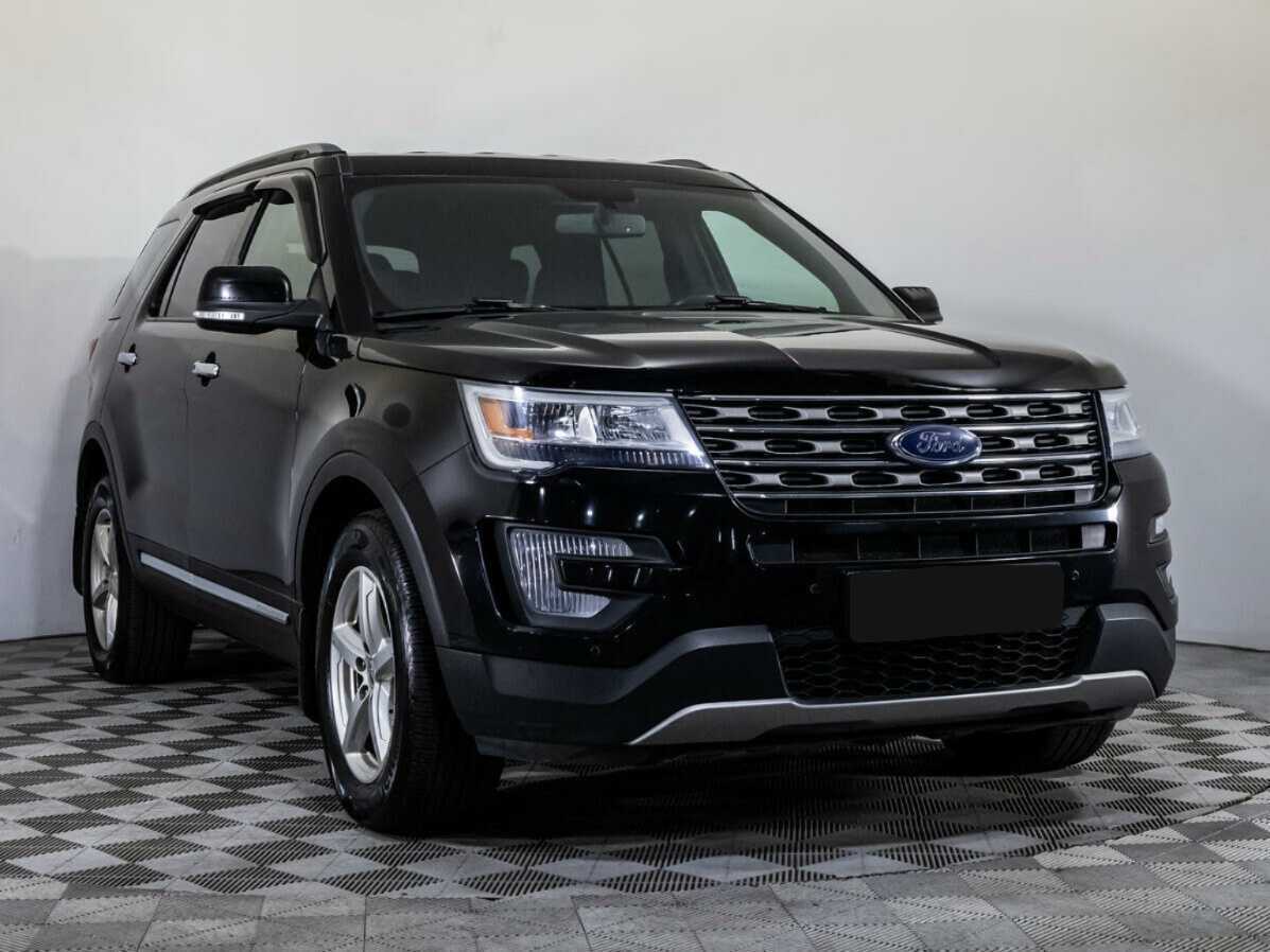 Ford Explorer с пробегом — 2017 год. Фото: #2