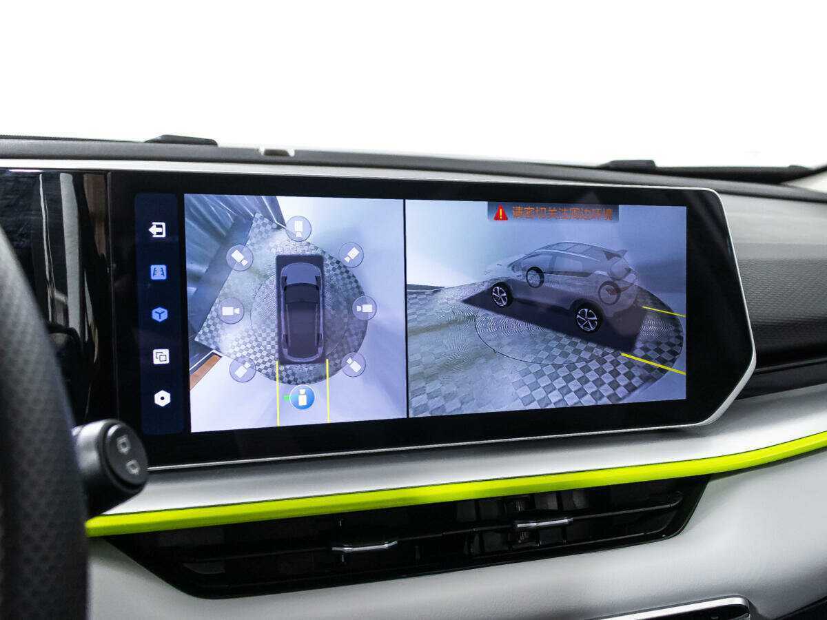 Geely Coolray с пробегом — 2023 год. Фото: #15