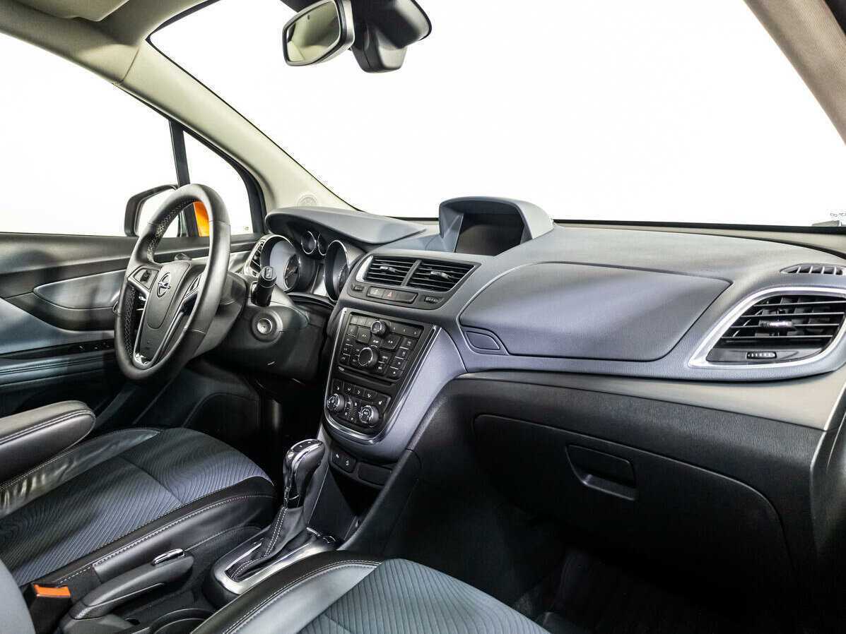 Opel Mokka с пробегом — 2013 год. Фото: #7