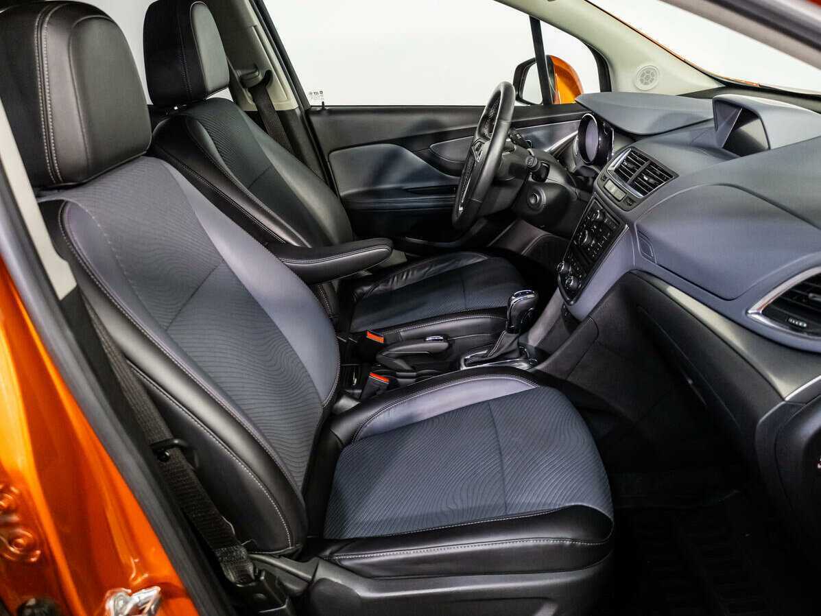 Opel Mokka с пробегом — 2013 год. Фото: #8