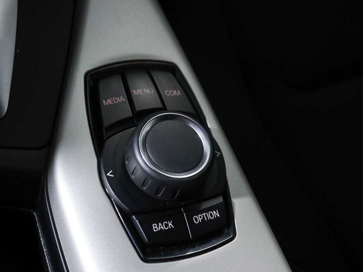 BMW 1 серии с пробегом — 2018 год. Фото: #13