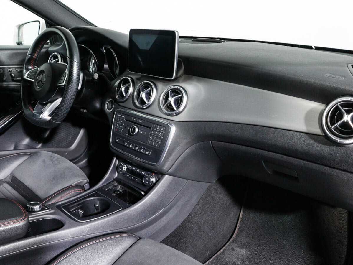 Mercedes-Benz CLA с пробегом — 2016 год. Фото: #5