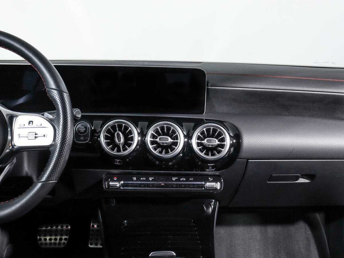 Mercedes-Benz CLA с пробегом — 2019 год. Фото: #12