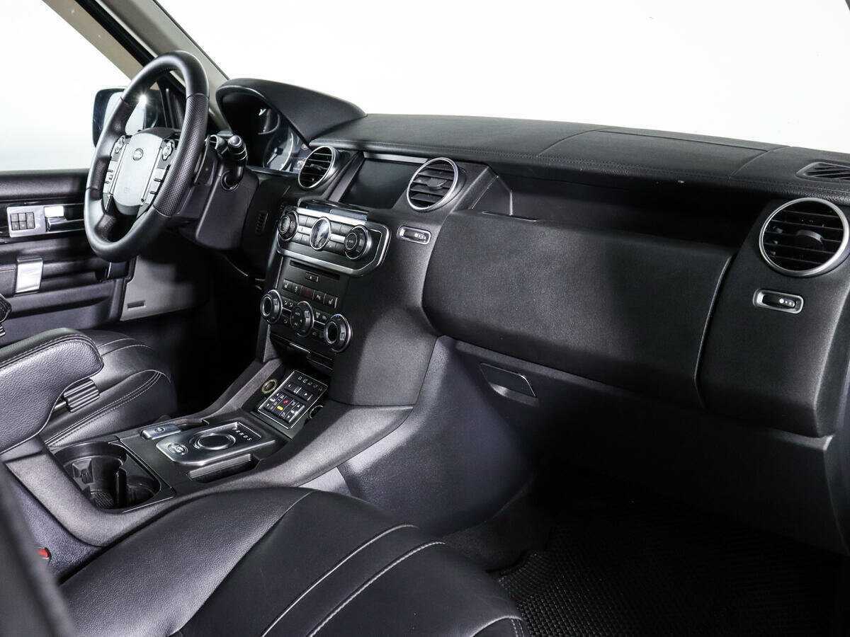 Land Rover Discovery с пробегом — 2013 год. Фото: #9