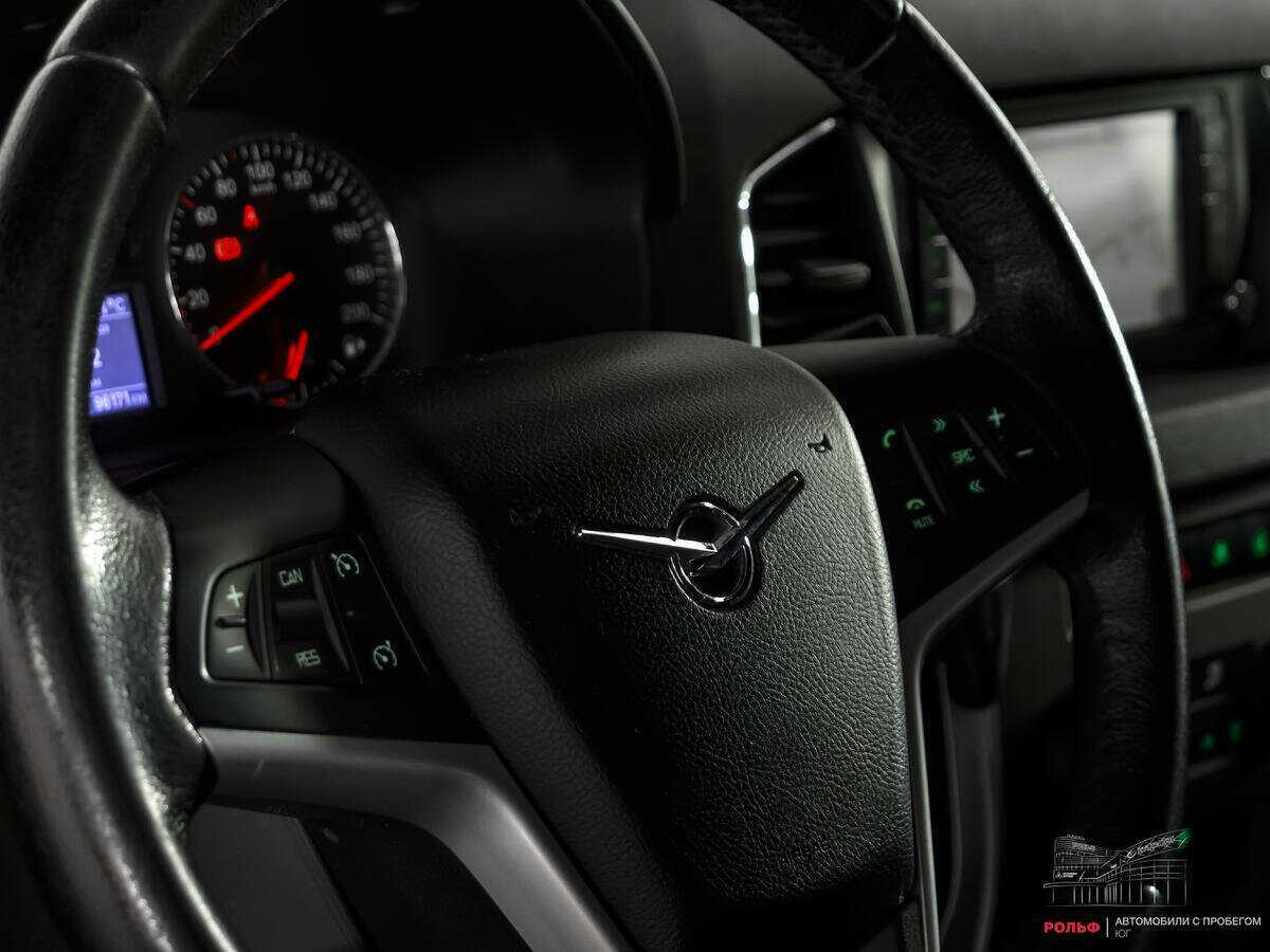 УАЗ Patriot с пробегом — 2017 год. Фото: #15