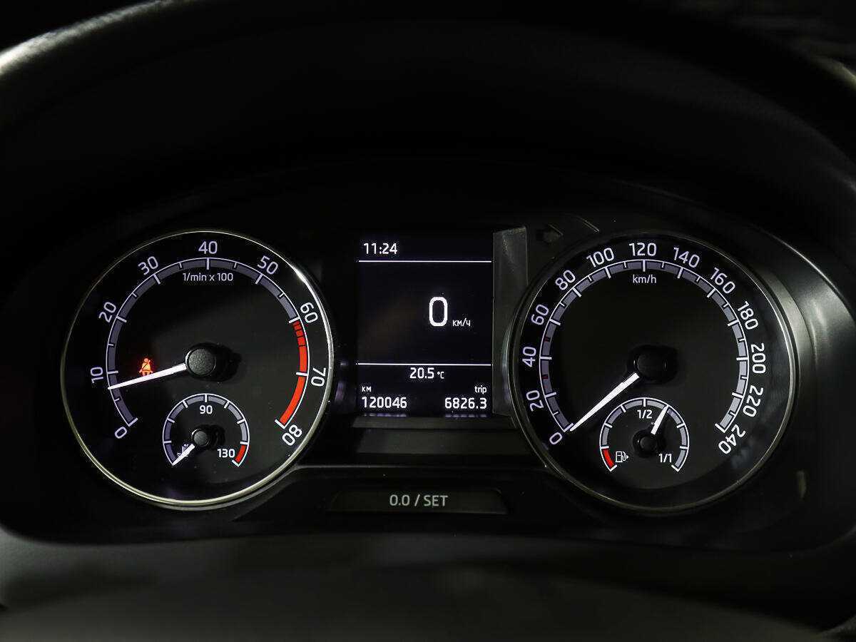 Skoda Rapid с пробегом — 2018 год. Фото: #9