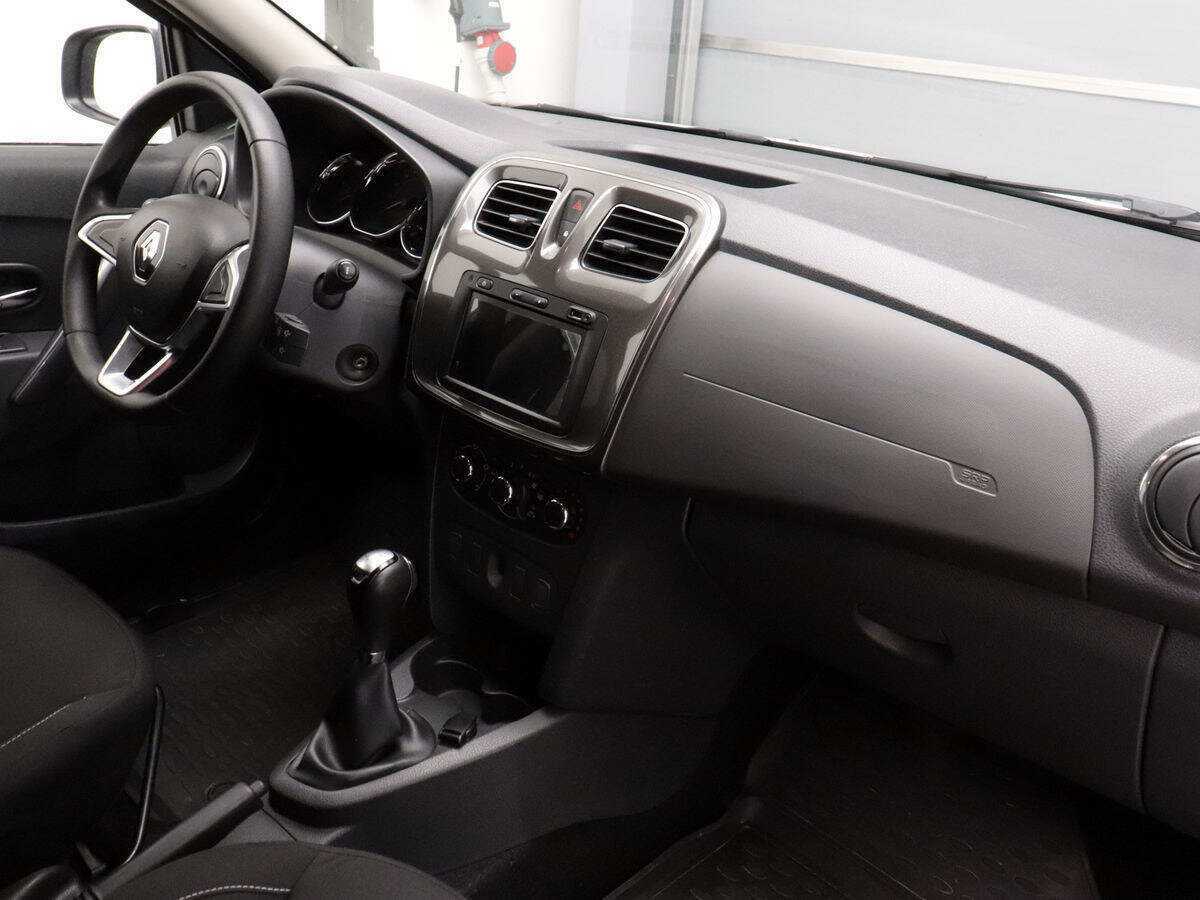 Renault Logan с пробегом — 2020 год. Фото: #6