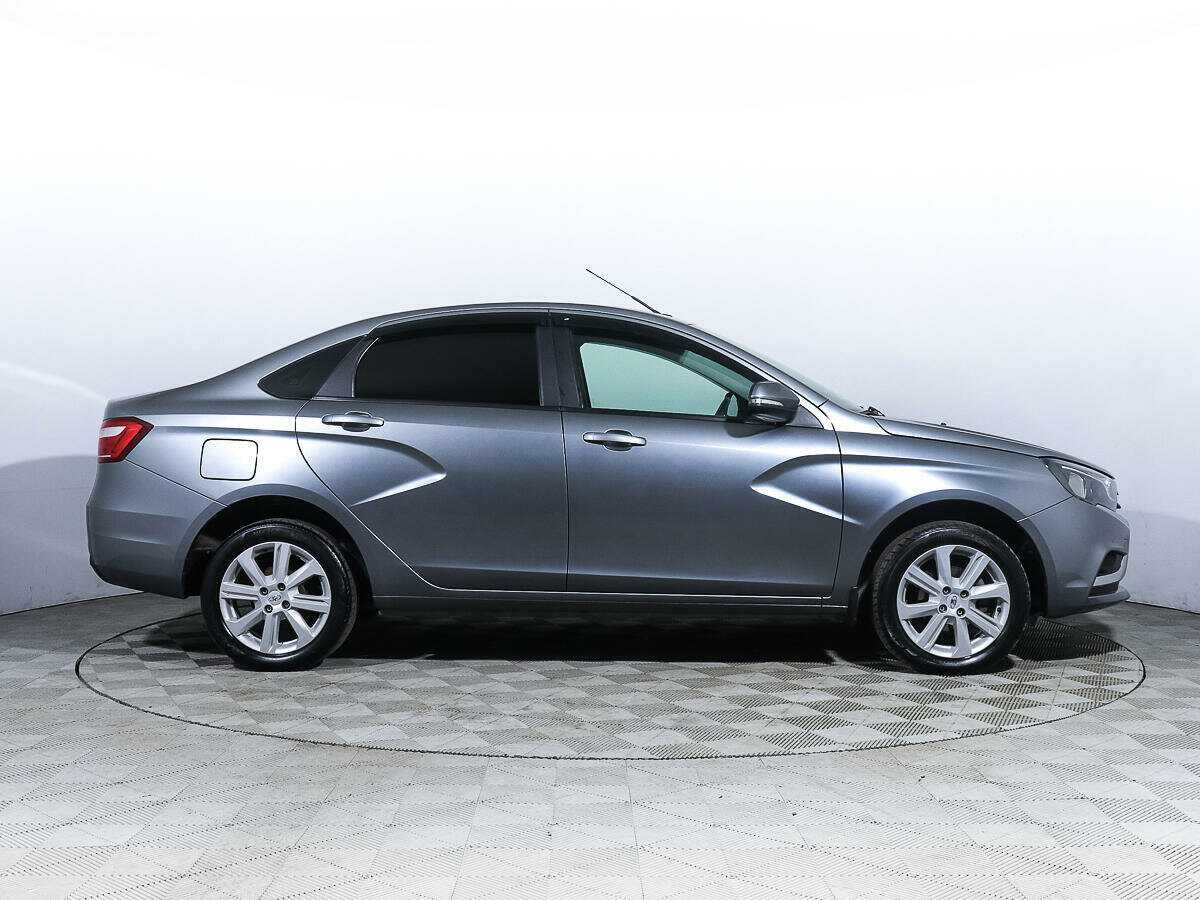 Lada (ВАЗ) Vesta с пробегом — 2020 год. Фото: #2