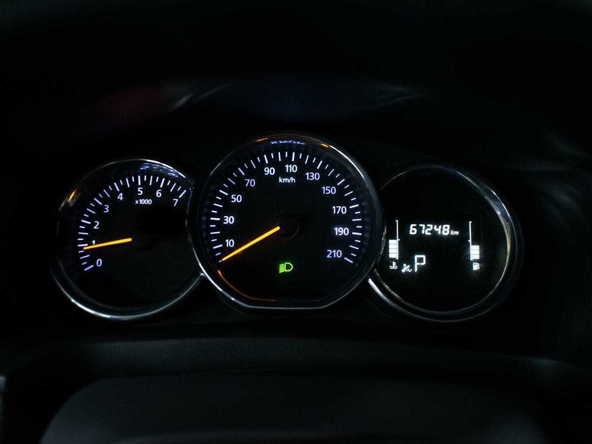 Renault Logan с пробегом — 2019 год. Фото: #8