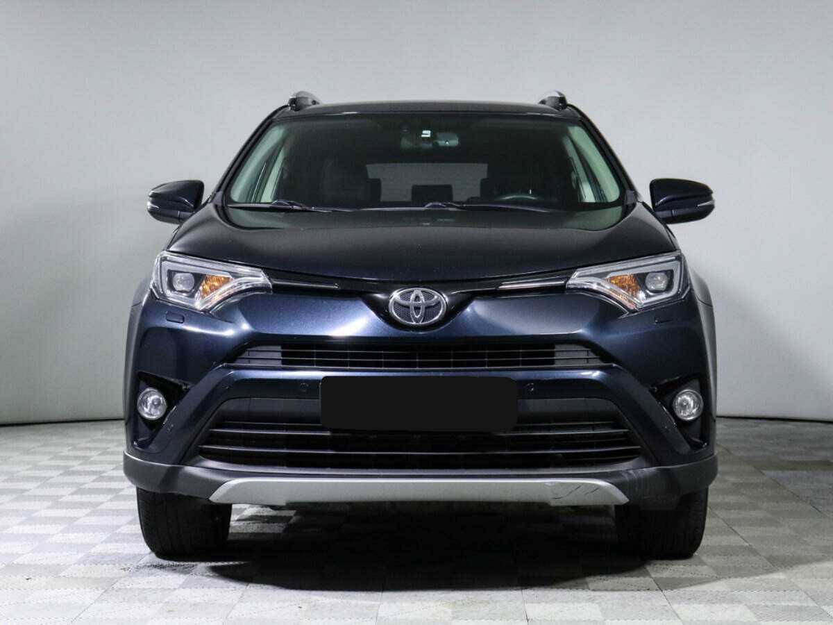 Toyota RAV4 с пробегом — 2017 год. Фото: #1