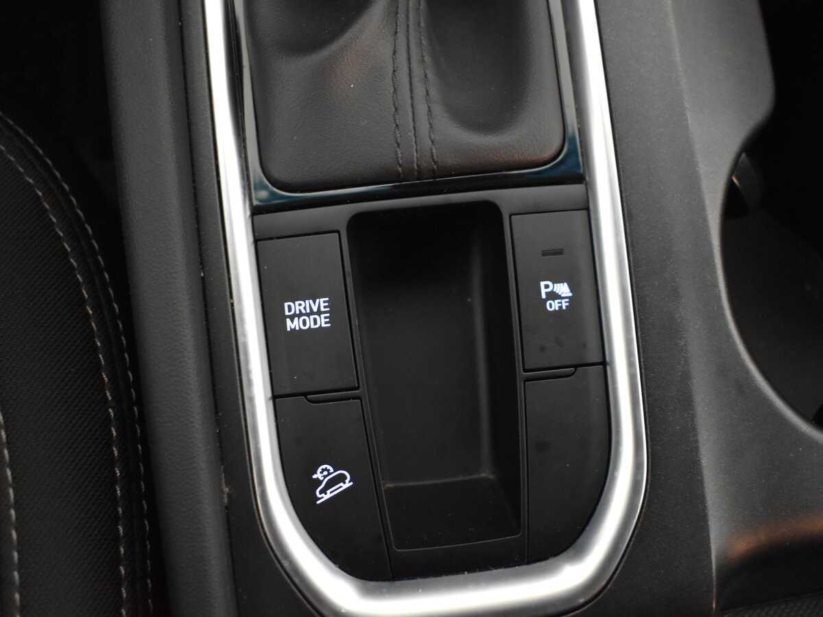 Hyundai Santa Fe с пробегом — 2019 год. Фото: #14