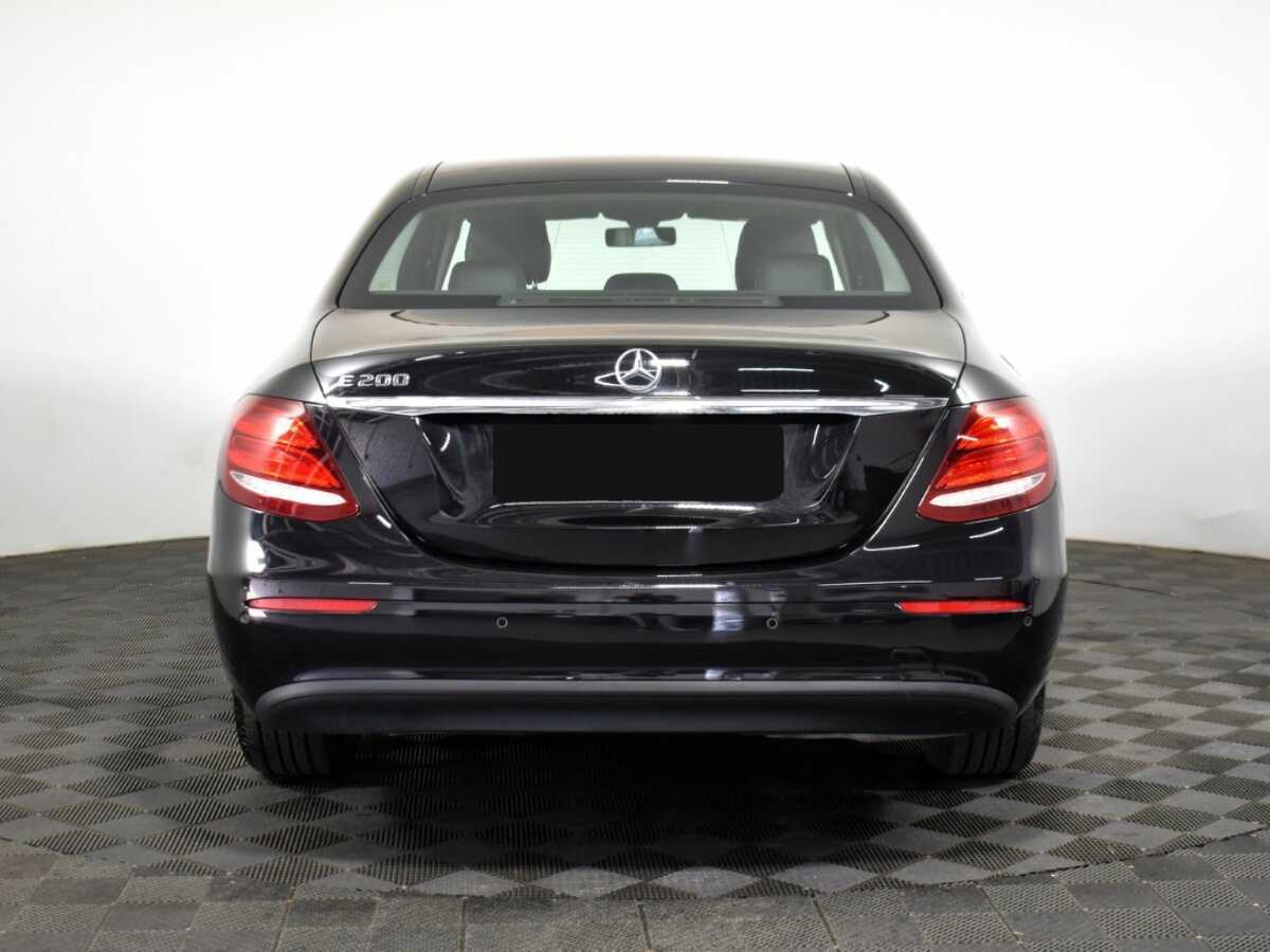 Mercedes-Benz E-Класс с пробегом — 2016 год. Фото: #4