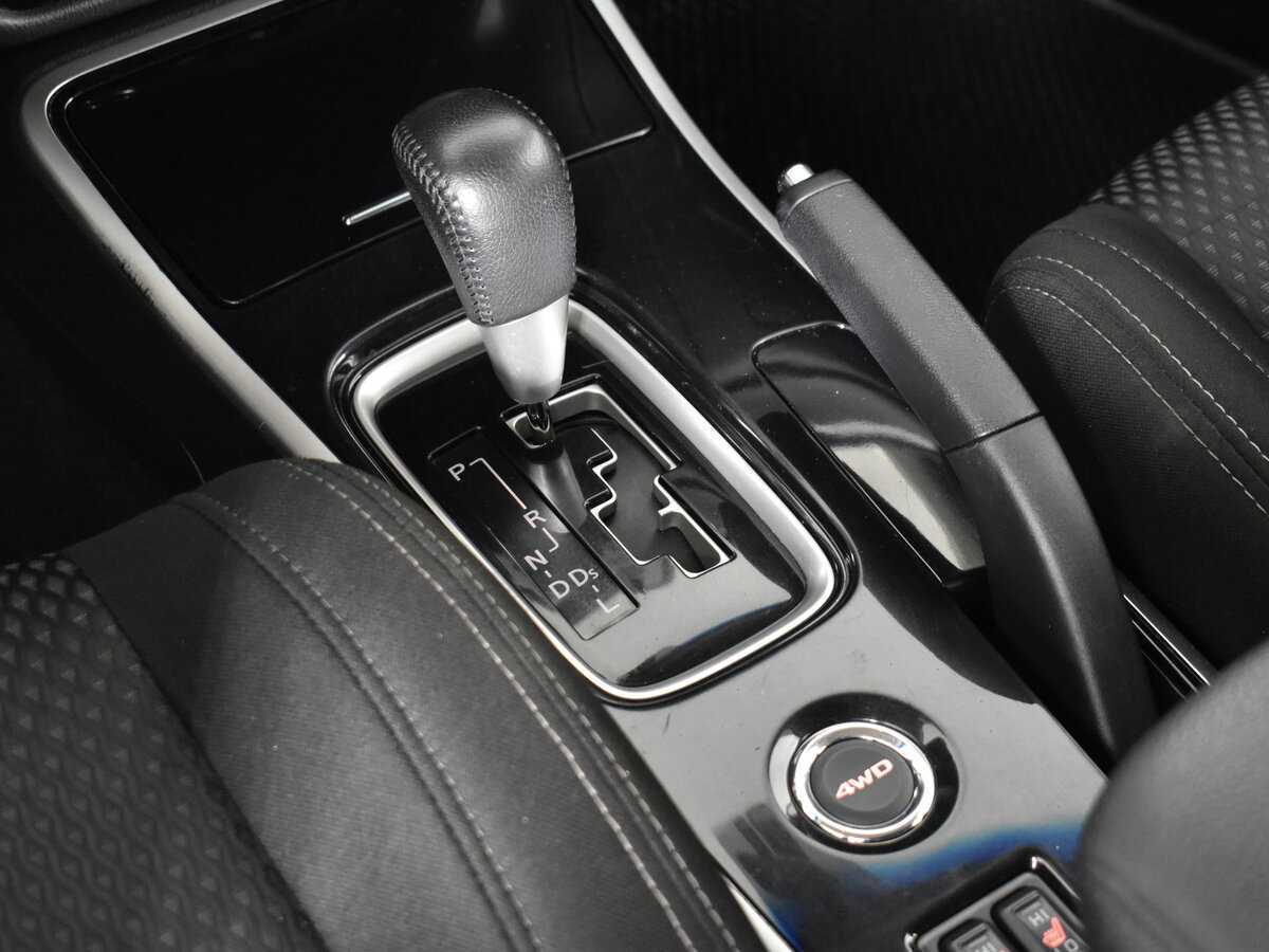 Mitsubishi Outlander с пробегом — 2017 год. Фото: #15