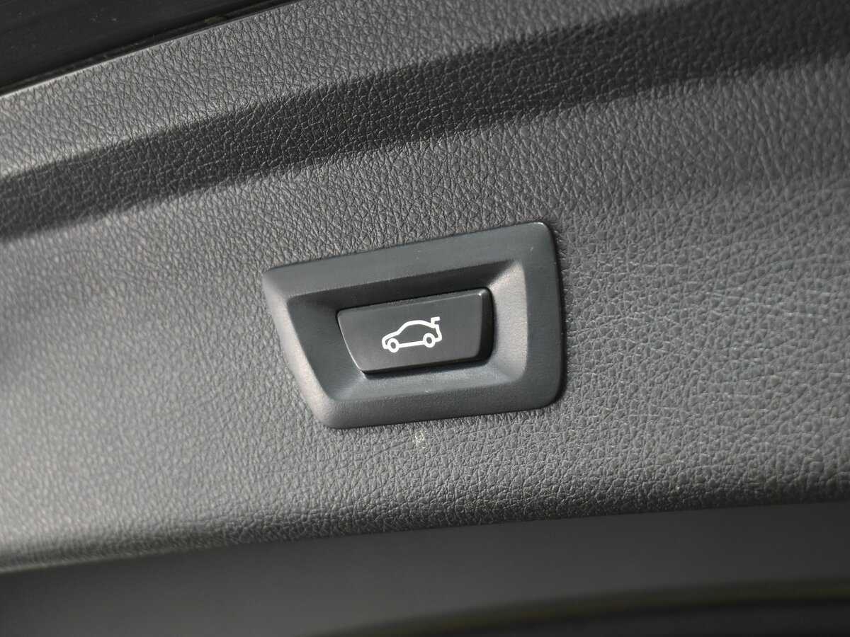 BMW 3 серии с пробегом — 2013 год. Фото: #6