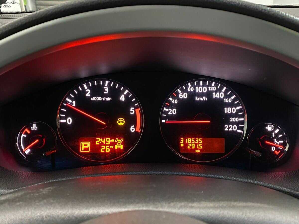 Nissan Pathfinder с пробегом — 2012 год. Фото: #12