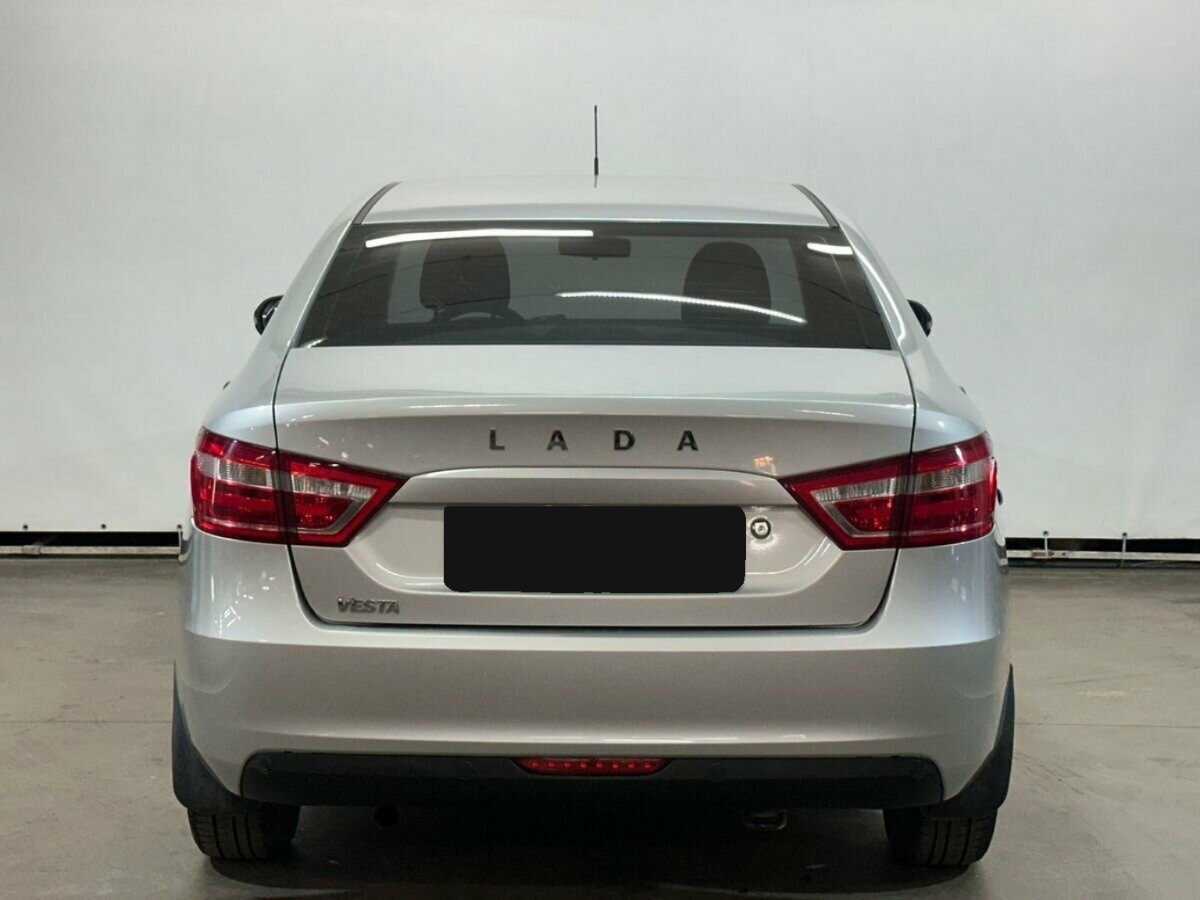 Lada (ВАЗ) Vesta с пробегом — 2016 год. Фото: #5