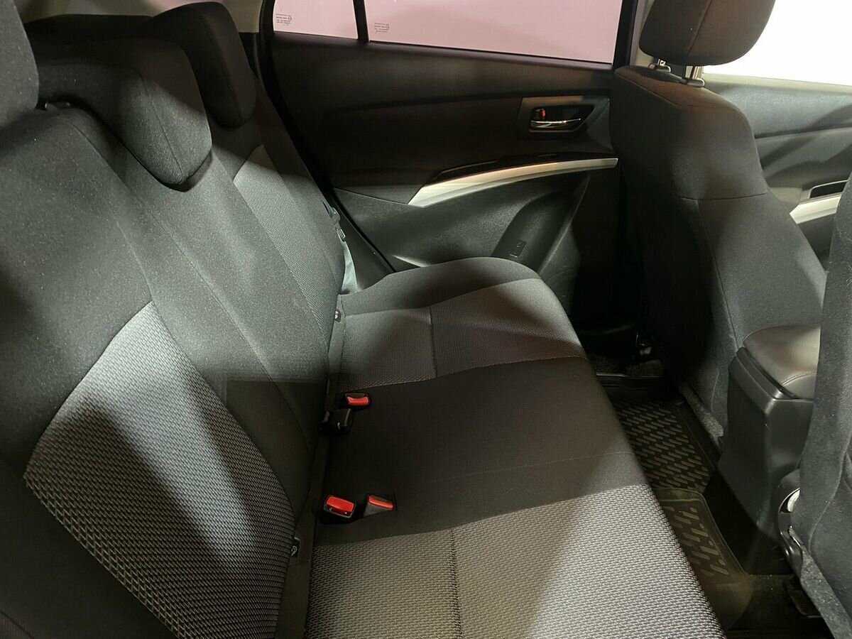 Suzuki SX4 с пробегом — 2014 год. Фото: #10