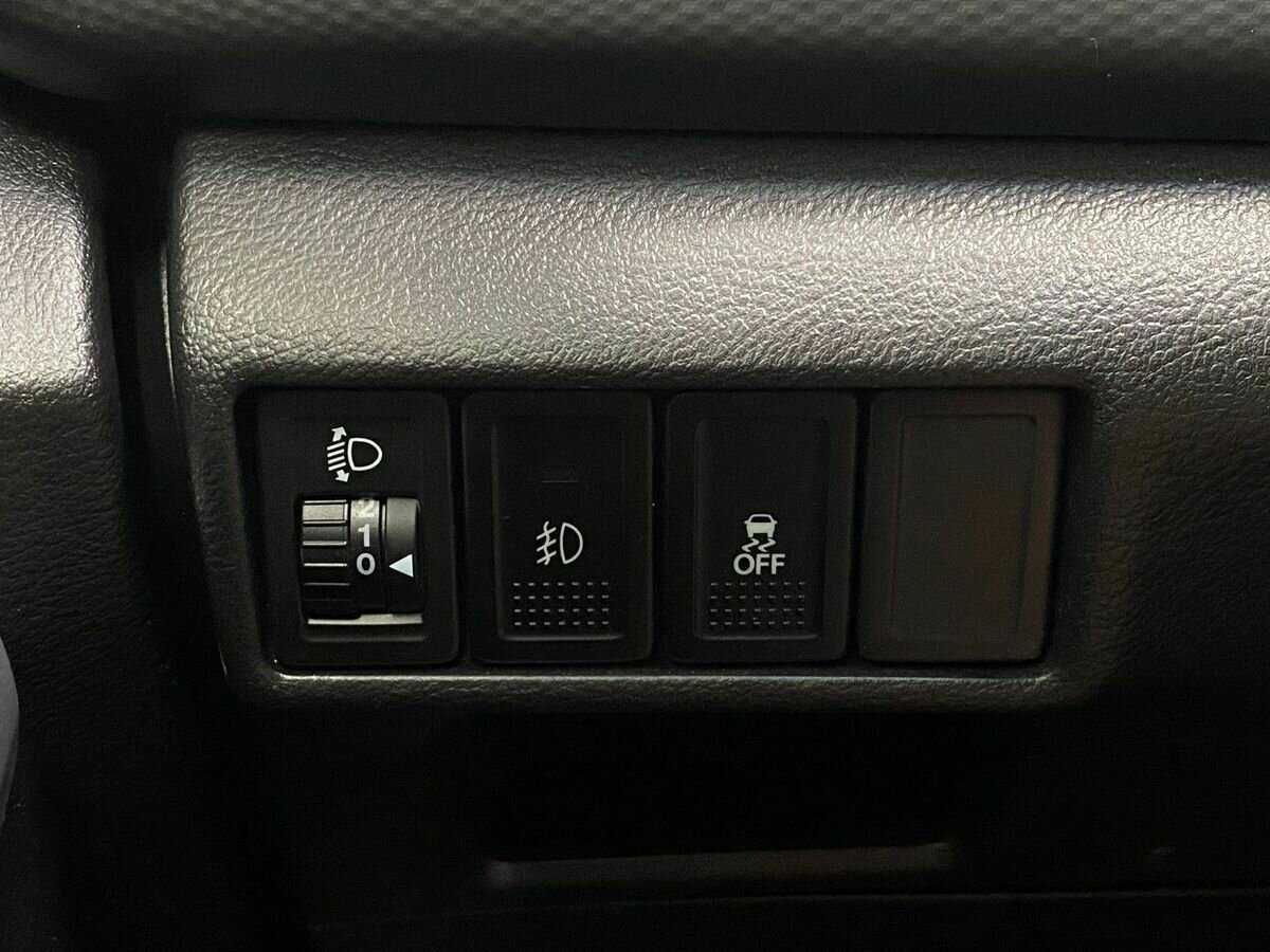 Suzuki SX4 с пробегом — 2014 год. Фото: #13