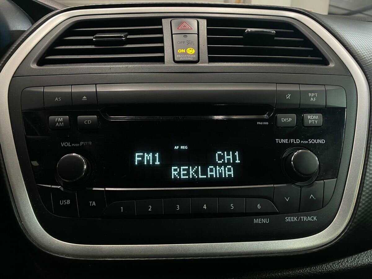 Suzuki SX4 с пробегом — 2014 год. Фото: #14