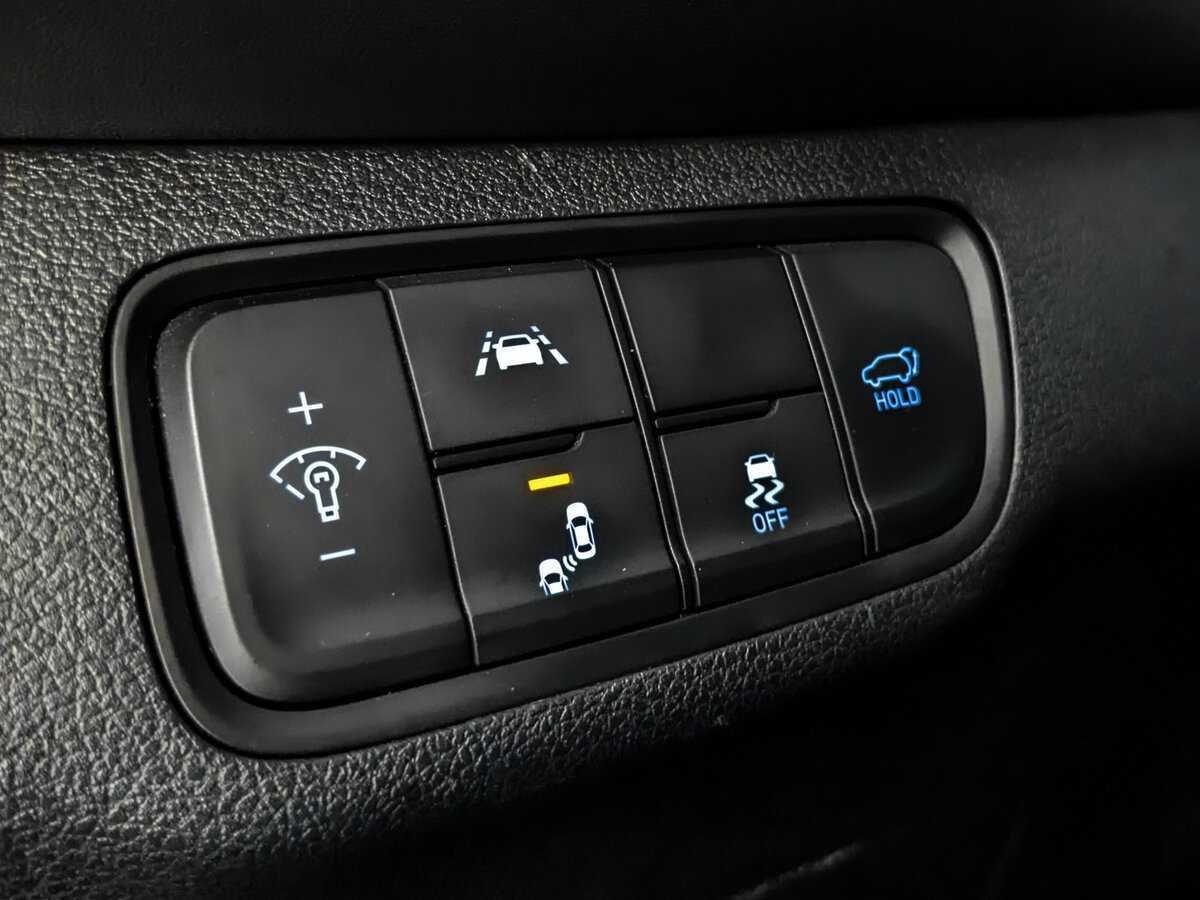 Hyundai Santa Fe с пробегом — 2018 год. Фото: #21