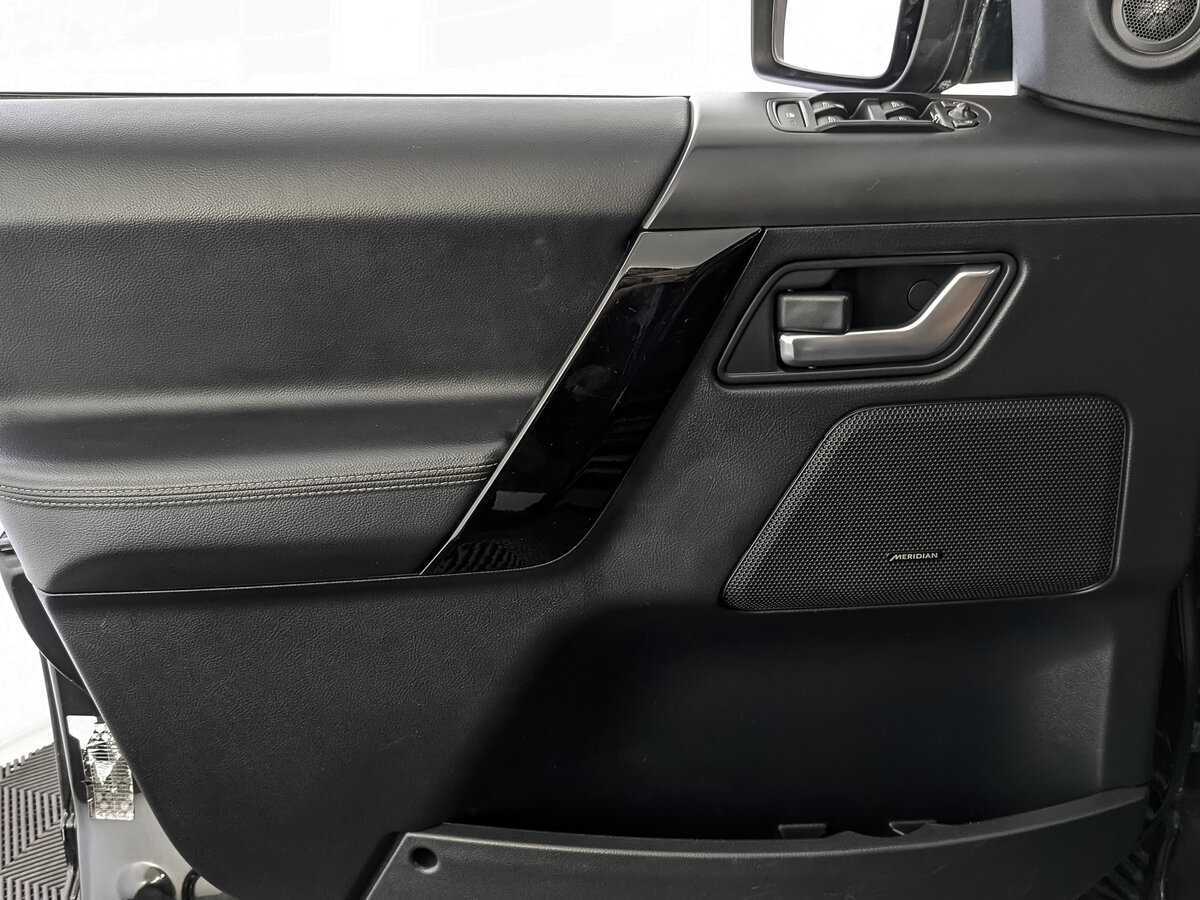 Land Rover Freelander с пробегом — 2014 год. Фото: #14