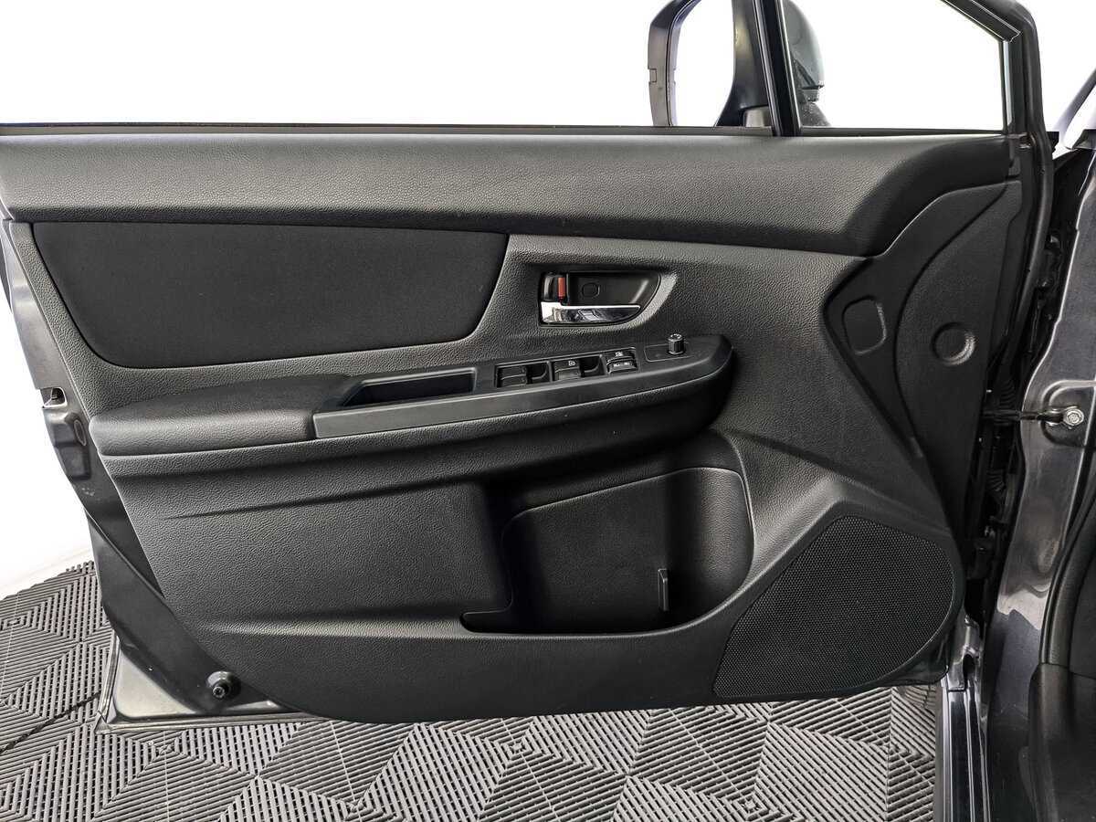 Subaru XV с пробегом — 2012 год. Фото: #14