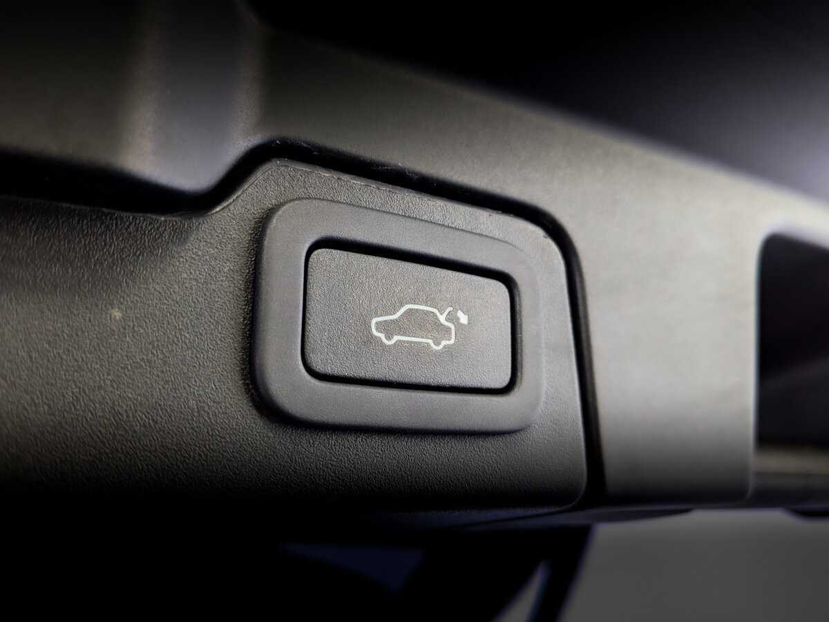 Land Rover Range Rover Evoque с пробегом — 2018 год. Фото: #21