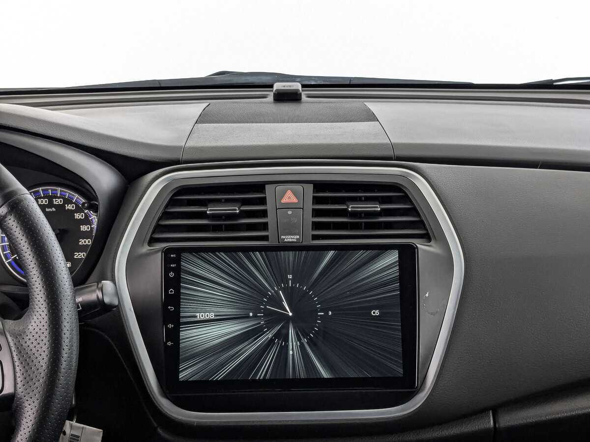 Suzuki SX4 с пробегом — 2018 год. Фото: #12