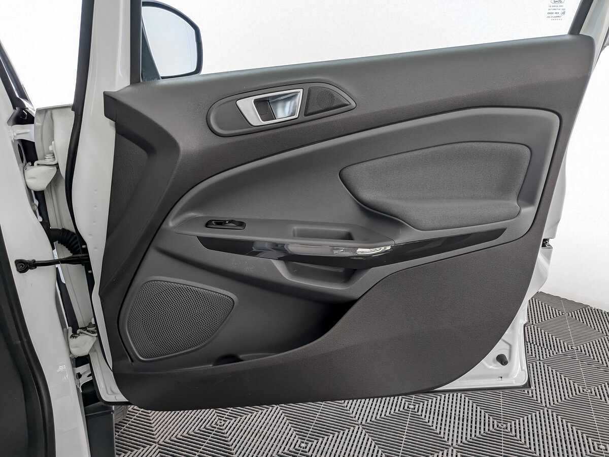 Ford EcoSport с пробегом — 2016 год. Фото: #18