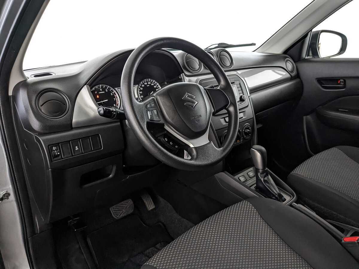 Suzuki Vitara с пробегом — 2017 год. Фото: #10