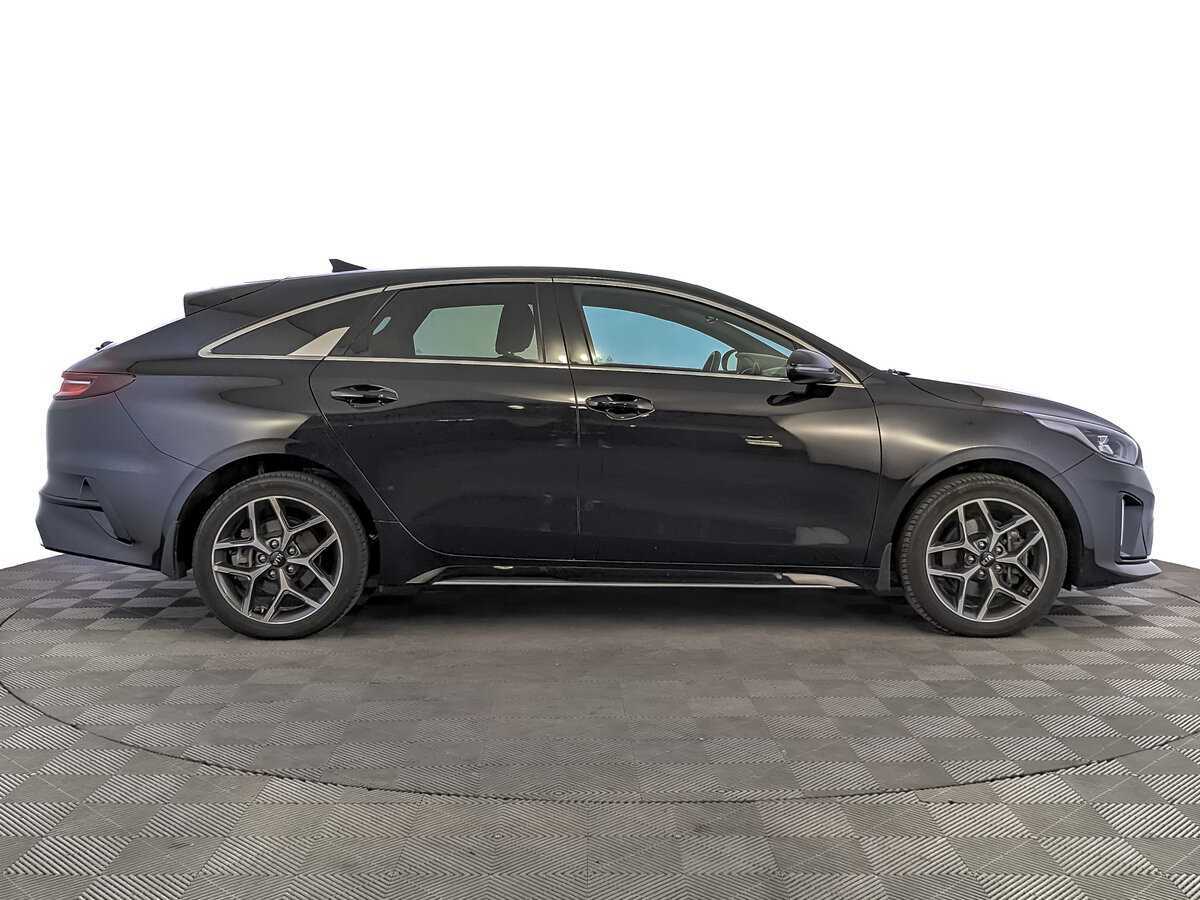 Kia Proceed с пробегом — 2021 год. Фото: #3