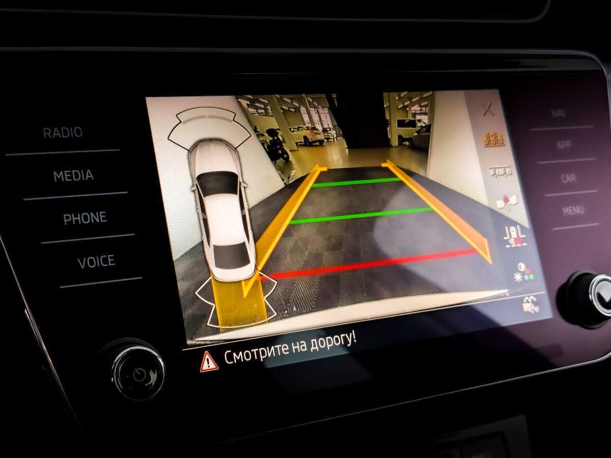 Skoda Superb с пробегом — 2021 год. Фото: #20