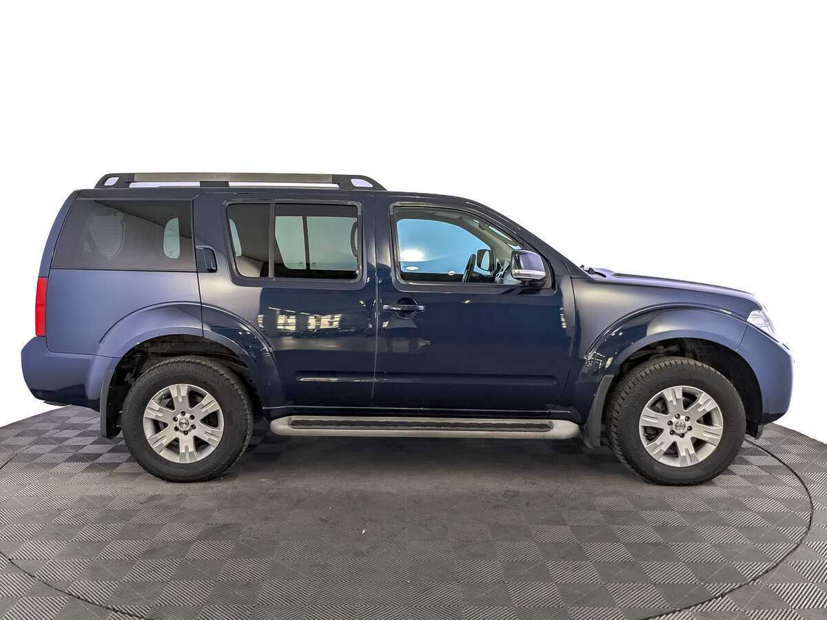 Nissan Pathfinder с пробегом — 2012 год. Фото: #3