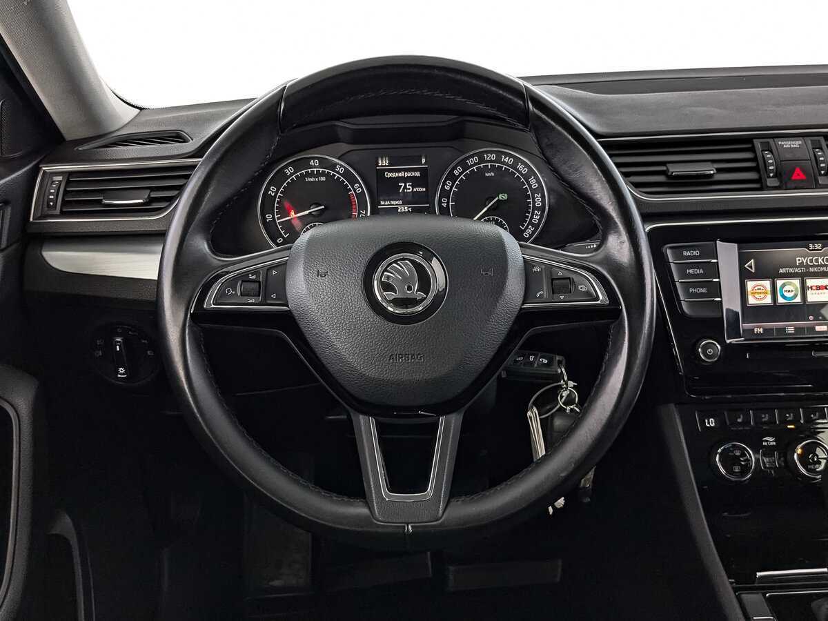Skoda Superb с пробегом — 2018 год. Фото: #17
